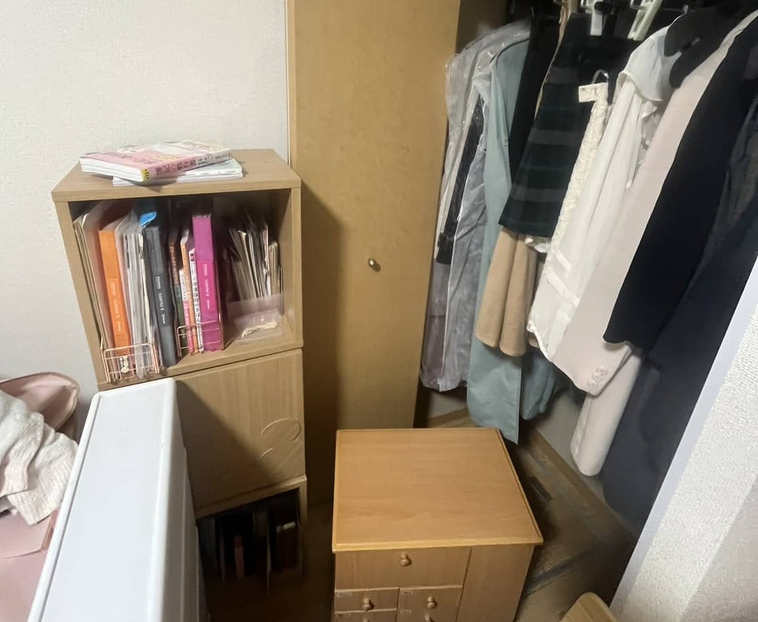 五反田の賃貸マンションでクローゼット内の衣類・書籍を全撤去